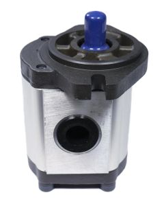 Chief Hydraulic Gear Pump: 9-Tooth Spline Shaft, 9.8 GPM at 2000 RPM, CW